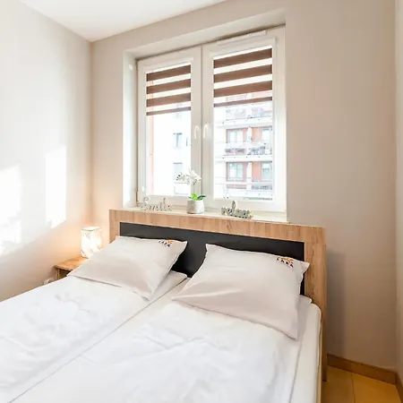 LABA Kołobrzeg Apartamenty BURSZTYNOWE z miejscami postojowymi Zewnętrze zdjęcie
