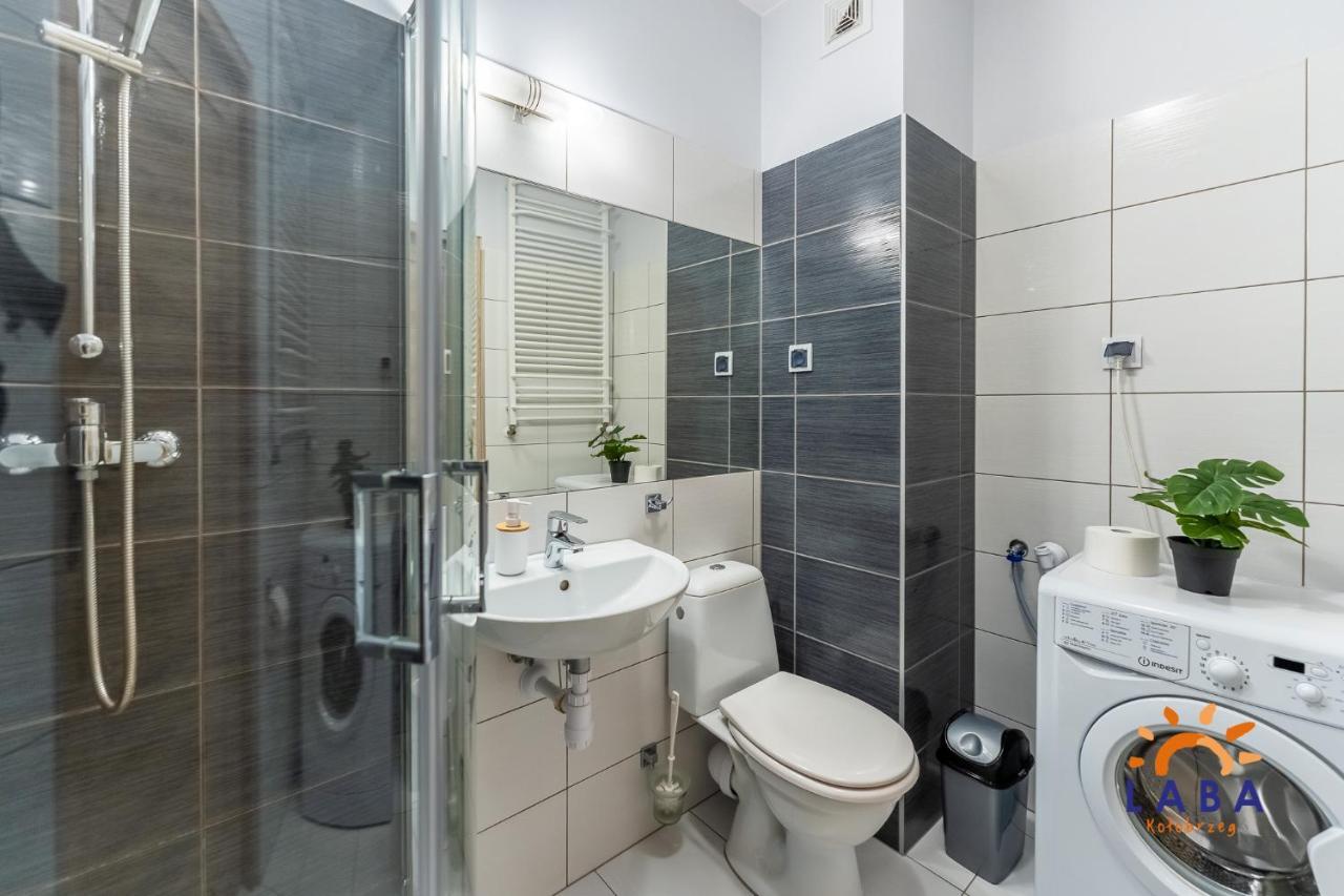 Laba Bursztynowe Z Miejscami Postojowymi *